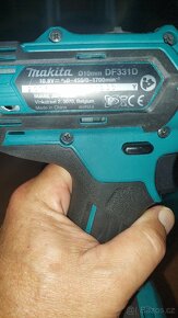 Makita aku sada 12V CLX206SAX2+zdarma kompresor MP100 - 5