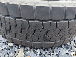 245/70R17,5 4x použité pneu - 5