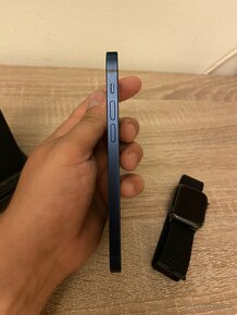 iPhone 12 64GB + Apple Watch 4. 44mm - 5