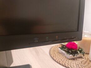 Lenovo ThinkVision LT2252p - LED LCD 22" pracovní /pošta39kc - 5