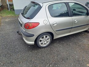 Prodám Peugeot 206 hdi - 5