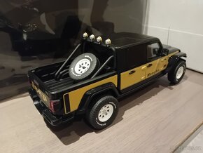 Jeep, Porsche a Ferrari  1:18  GT Spirit - 5