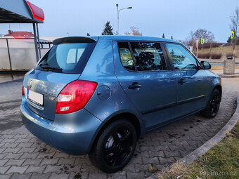 benzínová  Škoda Fabia 2      pouze 63000km     rok 2012 - 5