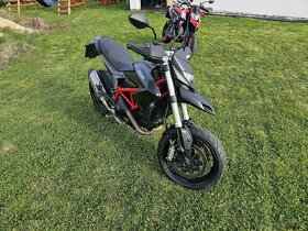 Ducati hypermotard 821 - 5