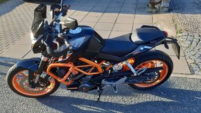 KTM 390 Duke - 5