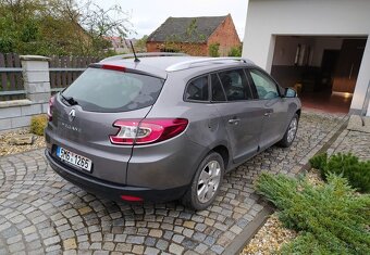 Renaul Megane Grandtour 1.6 benzin 74kW - 5