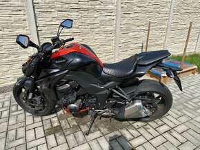 Kawasaki Z 1000 - 5