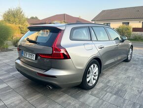 Volvo V60 D4 140kw Inscription 62tis km - perfektní stav - 5