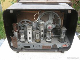 rádio TESLA Pionýr 504U - 1949 500kč - 5