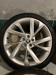 Alu kola Škoda SCALA R18 5X100 ZIMNÍ PNEU 205/45/18 GOODYEAR - 5