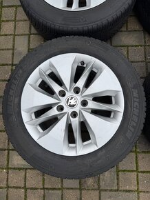 ORIGINÁL Alu Škoda ALASIA R16, 5x112 - ZIMNÍ PNEU - 5