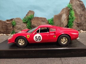 Prodám model 1:18 Ferrari DINO 246gt R face - 5