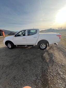 Mitsubishi L200 - 5