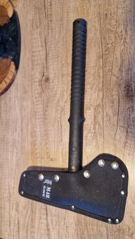 Wakizashi a tomahawk (prodám jako balíček) - 5