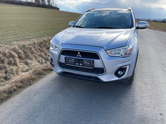 Mitsubishi ASX - 5