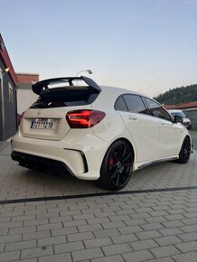 Mercedes Benz A45 AMG - 5