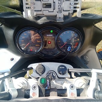 Suzuki DL 650 V STROM - 5