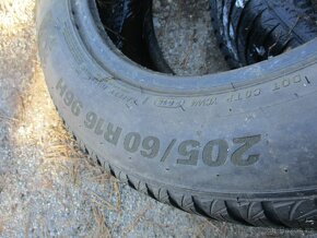 Pneu zimní 205/60 R16 96H - 5