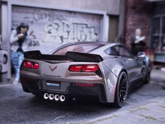 Chevrolet Corvette C7 1:18 GT Spirit - 5