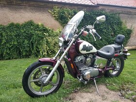 Honda VT 1100 Shadow USA - 5