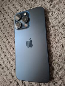 Apple iPhone 15 Pro Max 256GB - 5