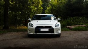 Nissan GT-R - 5