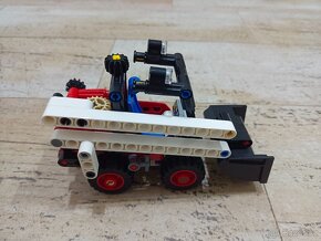 Lego Technic 42116 Smykový nakladač - 5