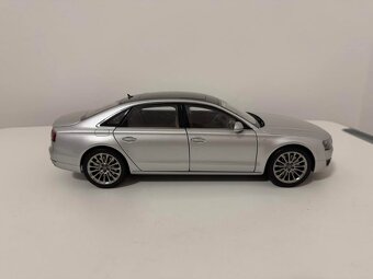 Sběratelský model Audi A8L W12 1/18 - 5