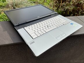 Fujitsu LIFEBOOK E751 - větší 15.6" notebook na běžné užití - 5