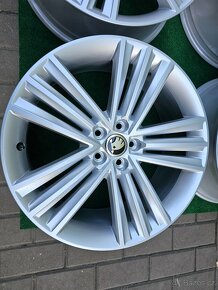 ALU kola Škoda 5x100 Kamiq Scala R18 ET39 7J Sirius nové - 5