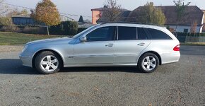 MERCEDES-BENZ E 2.2 CDi - 5