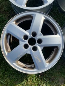 ALU kola R15 5x100  et38 oreg Škoda. Slušný stav. Levně - 5