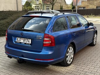 Škoda Octavia 2.0 TDi RS 125kW Xenony Tažné Kůže Tempomat - 5