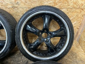 ALU KOLA AVERSUS WHEELS 5X130 ET45 22x10JJ, LETNÍ 295/30ZR22 - 5