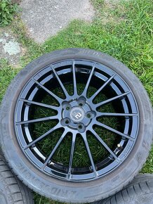 2FORGE ZF1 7,5x17 5x100 ET10 GLOSS BLACK 76 - 5