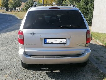 Chrysler Voyager 2.8CRD 110KW 7MÍST NA OPRAVU NEBO DÍLY - 5