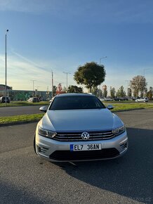 Volkswagen passat b8 GTE - 5