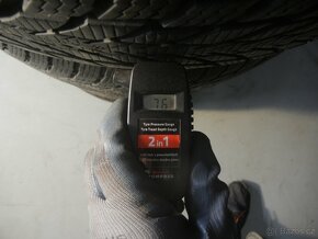 Zimní pneu Nokian 215/55R17 - 5