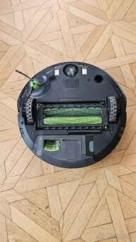 Prodám iRobot Roomba j7+ - 5