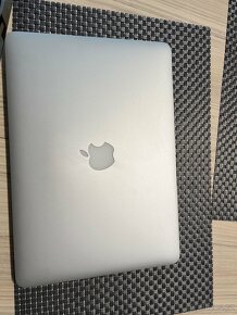 Apple MacBook Air 2017 - 5