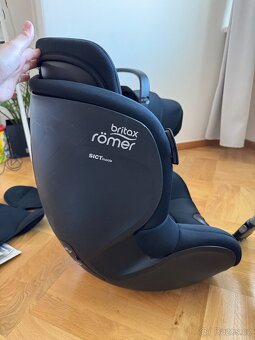 Set autosedaček Britax Römer isense vč. báze - 5