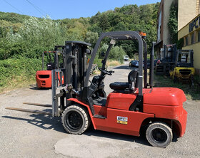 HC Forklift CPCD30, ISUZU diesel, triplex, r. 2011, 4038 mth - 5