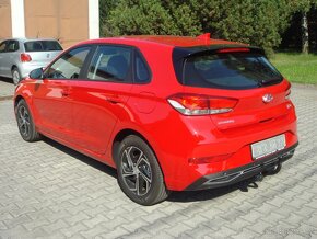 Hyundai i30 1.5i 80kw 2023 1500km nové v ČR - 5