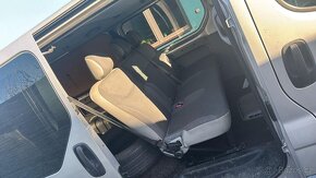 Opel vivaro 2.0dci  6mist  181000km - 5