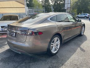 Prodám Tesla S 85D 4x4 nová baterie, nab. v síti Tesla zdarm - 5