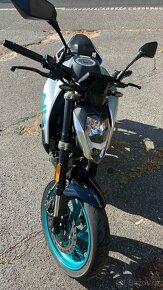 CF moto 300NK - 5