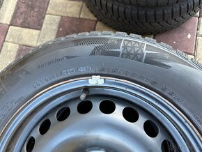 zimní pneumatiky 215/60r16, disky kol Ford 5x108 - 5