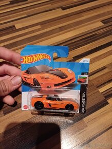 Hot wheels - 5