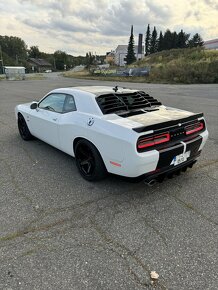 Dodge challenger 5.7 - 5