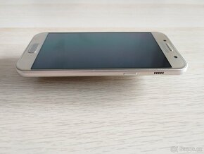 Samsung Galaxy A3 2017 - 5